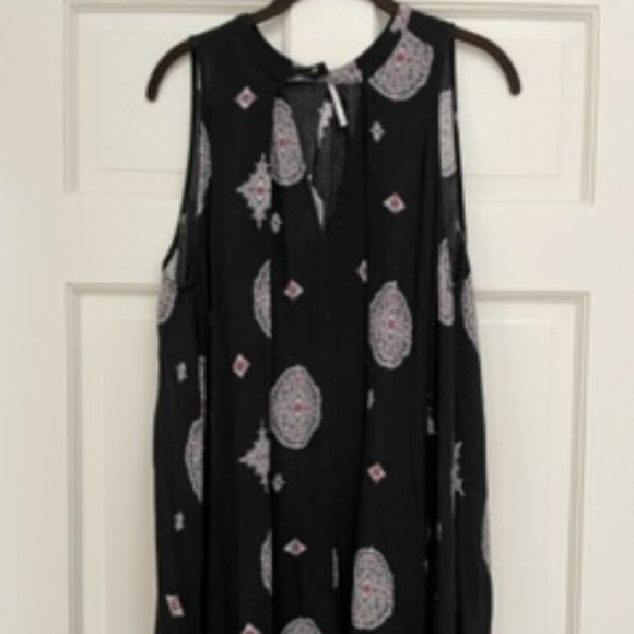 Free People Tunic Top Mini Dress Size XS Black With Medallion Design - Picture 1 of 7